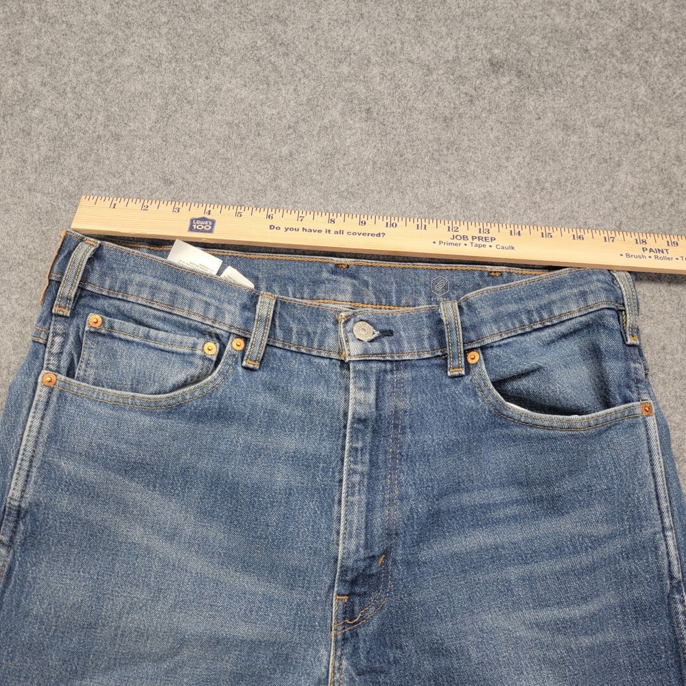 Levis Jeans Mens 38x32 Regular Fit Straight Leg Light Wash Blue 505 500 Series - Picture 3 of 11